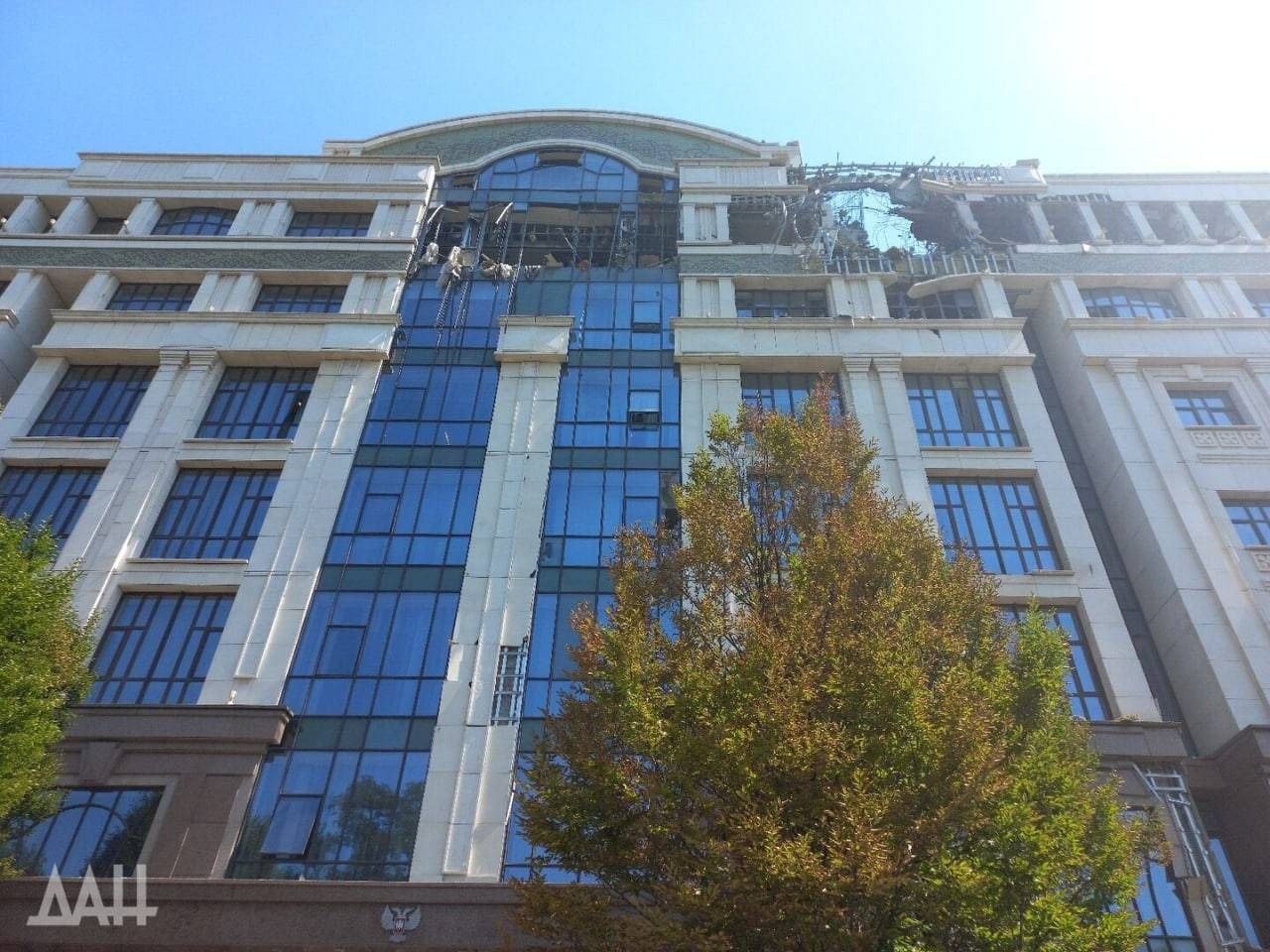 Обстреляно здания администрации главы ДНР