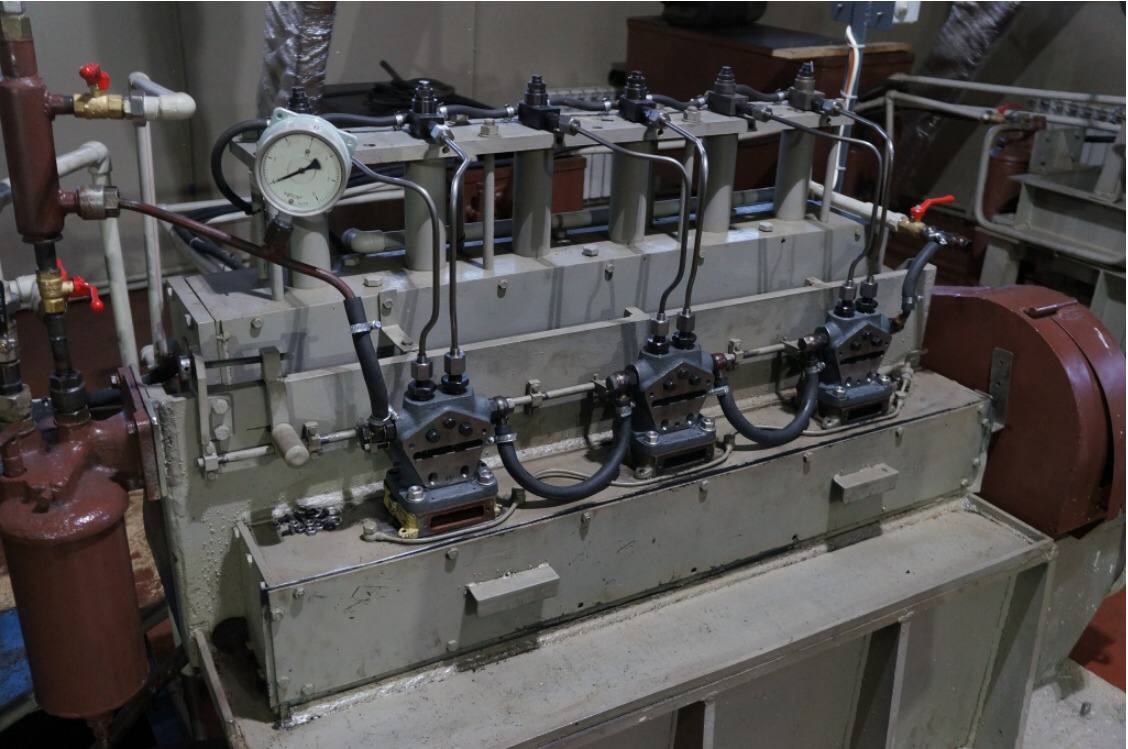 Дизель г 70. 8nvd 48a-2u. Судовой дизель шкода 6s160. Дизель г 70. Судовой дизель 6 нвд 48.