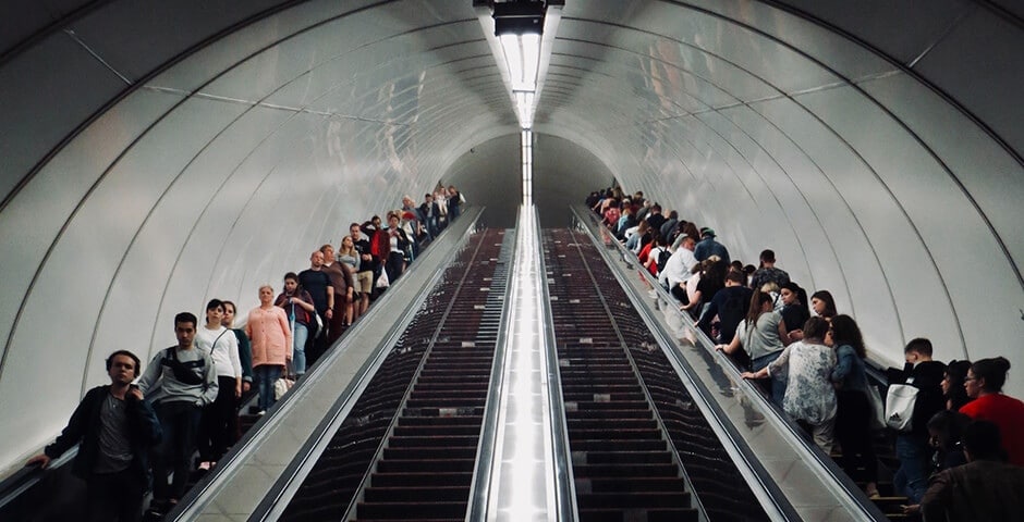 Проезд в метро петербурга. Метро 2023. Метро Петербурга. Старое метро 2023. Железные жетоны для метро Питера.