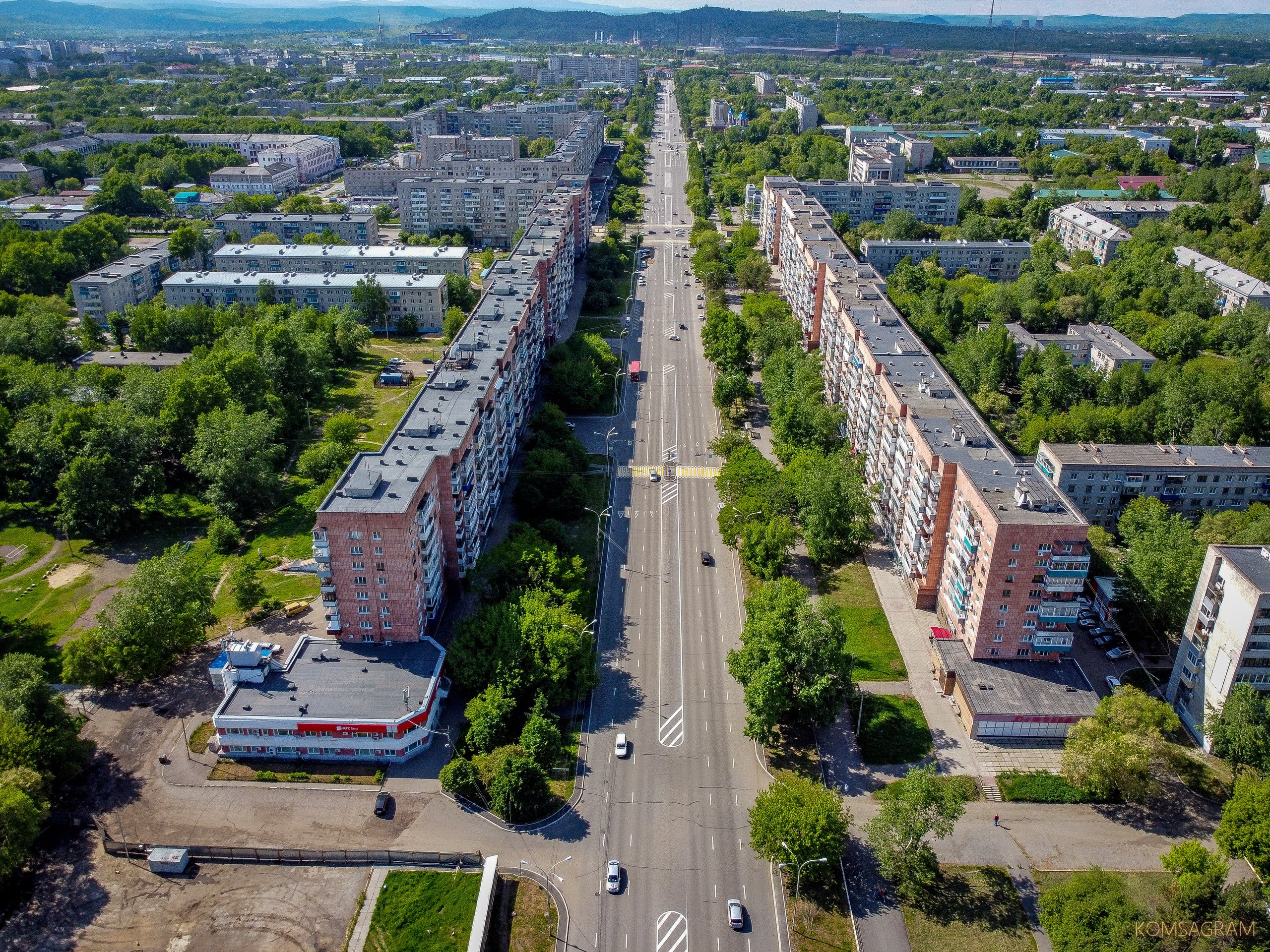 Индекс комсомольск на амуре хабаровский. Комсомольск на Амуре. Город Комсомольск на Амуре. Комсомольск на Амуре центр города. Площадь Комсомольска на Амуре.