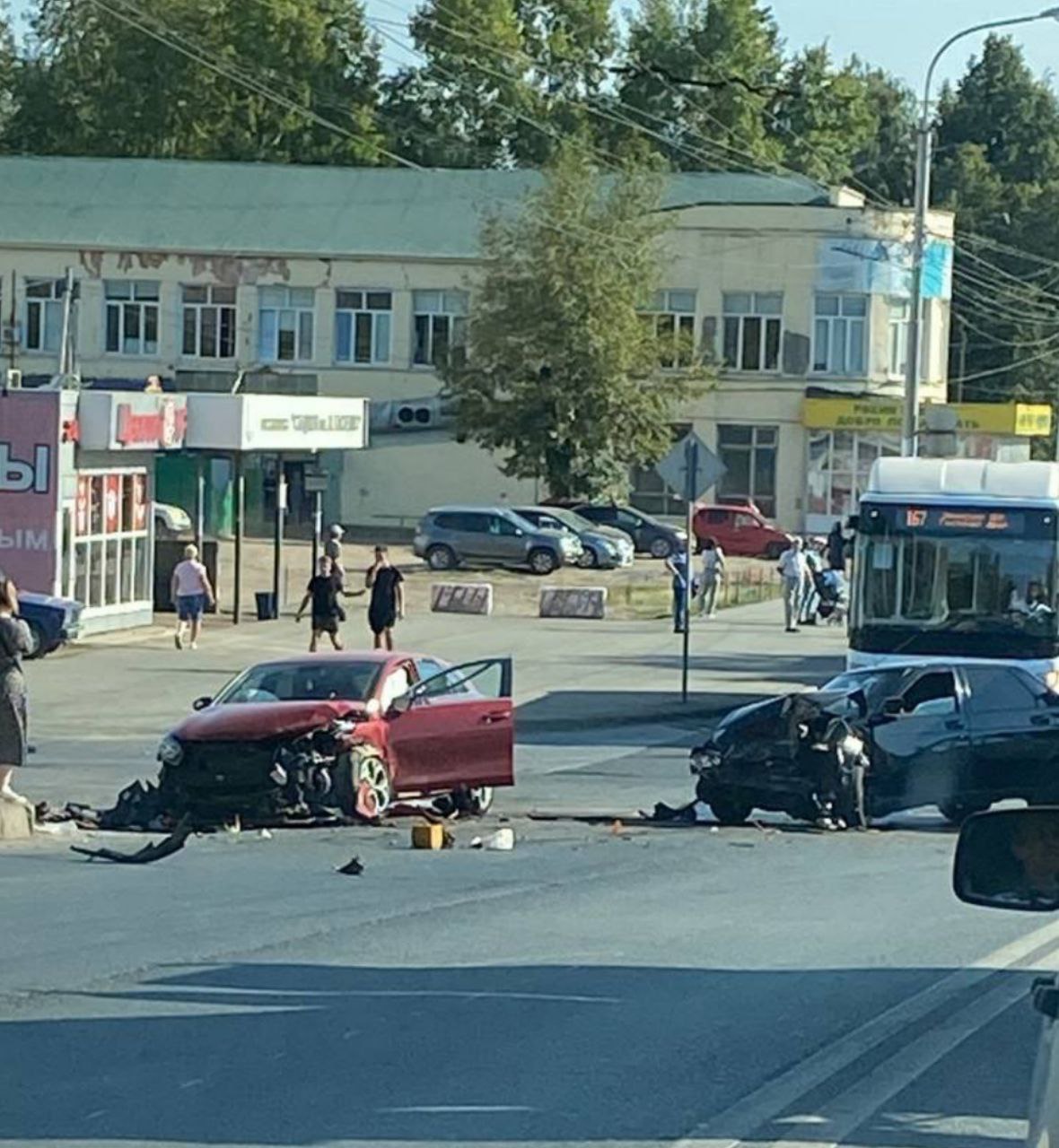 Башдтп. Гастелло Уфа происшествия. Район Гастелло Уфа. ДТП Уфа 14.12.22на Гастелло.