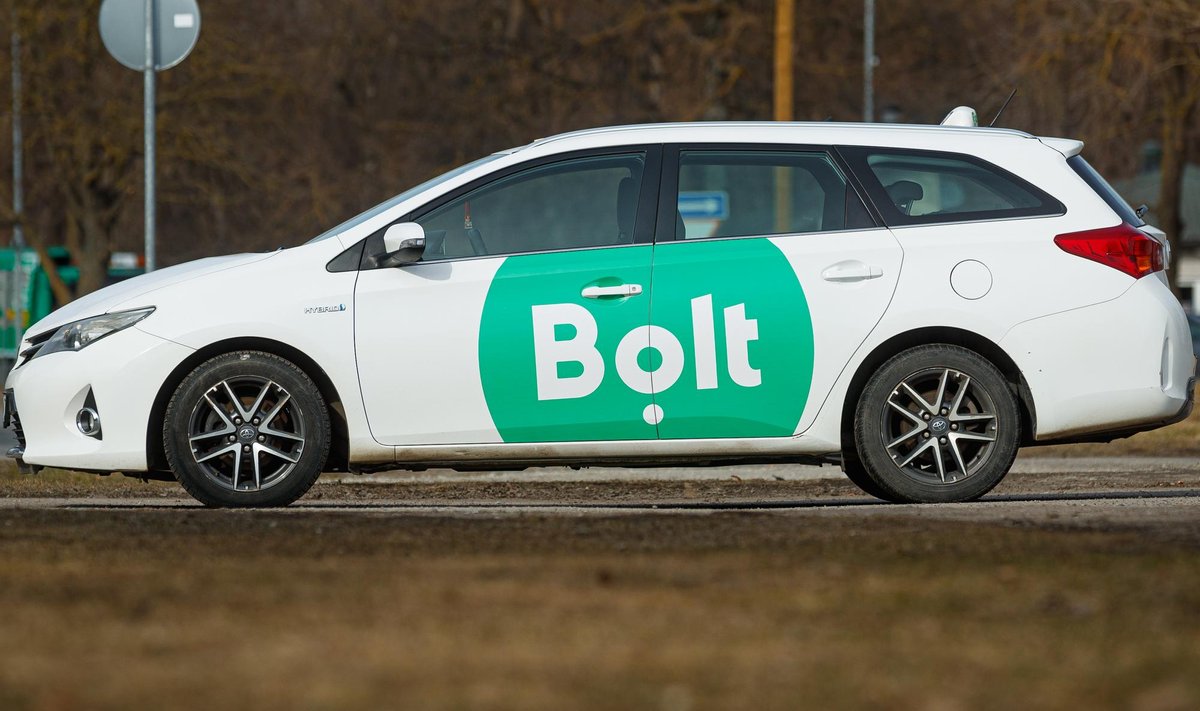 Bolt Taxi. Такси Bolt в Паттайе. Bolt taksi əlaqe nom.