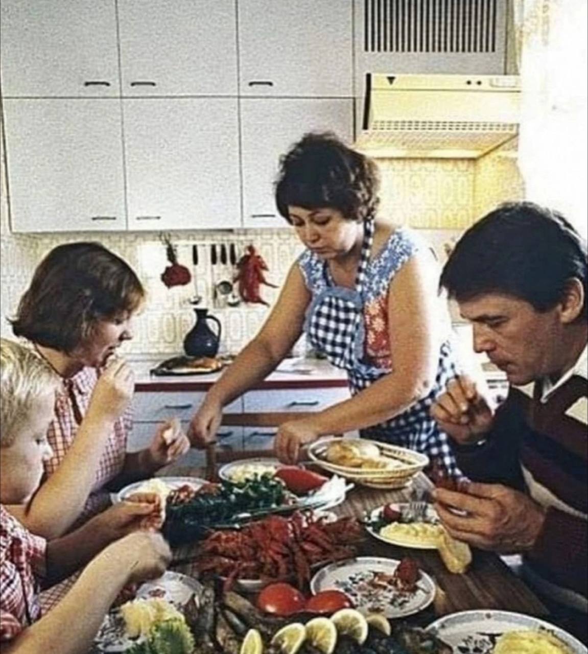 Завтрак в Советской семье